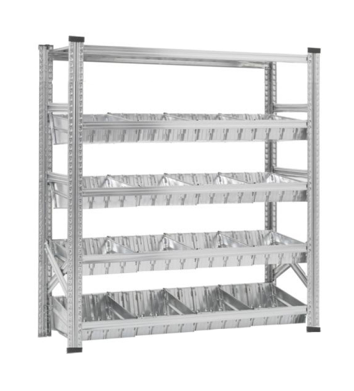Rayonnage à bacs modulaires dont 1 niveau supérieur à tablettes et 4 niveaux à bacs modulaires et séparateurs.