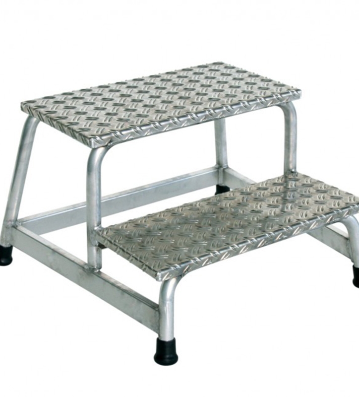 Plateautrap - 2 treden - werkhoogte 2400 mm